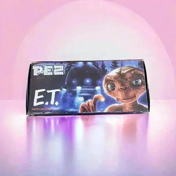 PEZ Candy Dispenser Set E.T. 40th Gift Set Extraterrestrial New in Box. - Picture 5 of 6